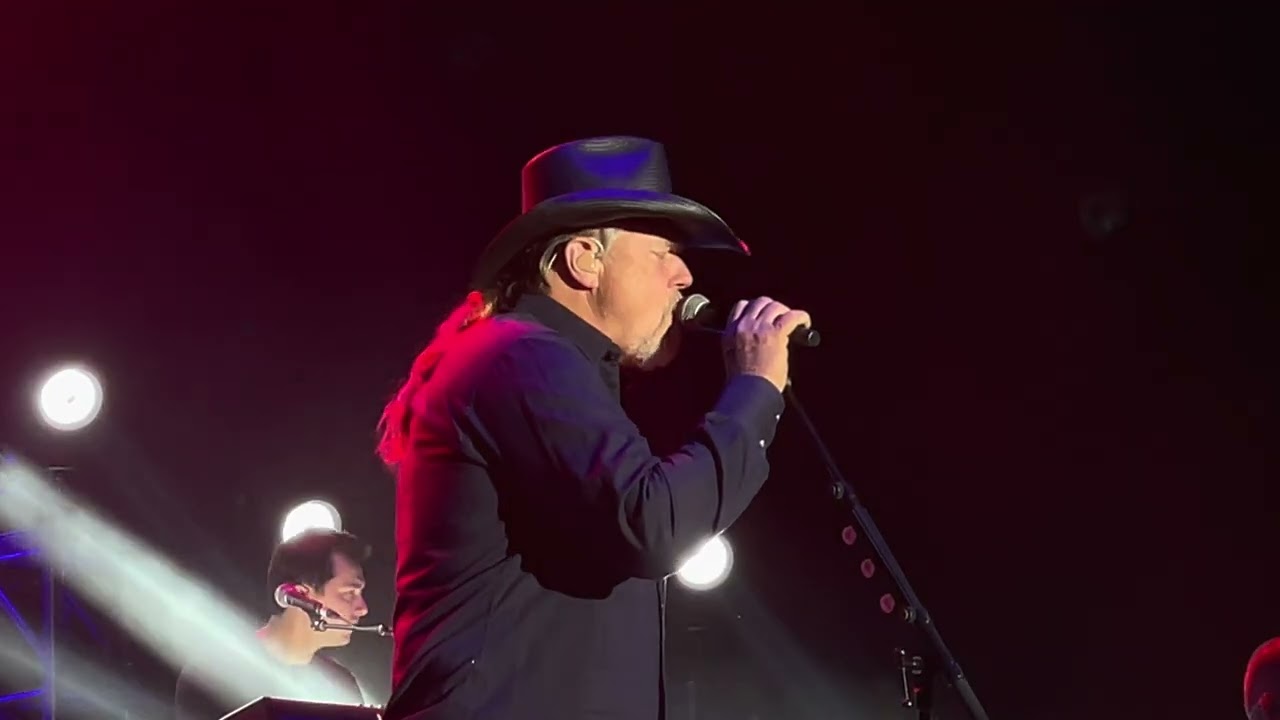 Trace Adkins - LIVE at The State Fair of Texas