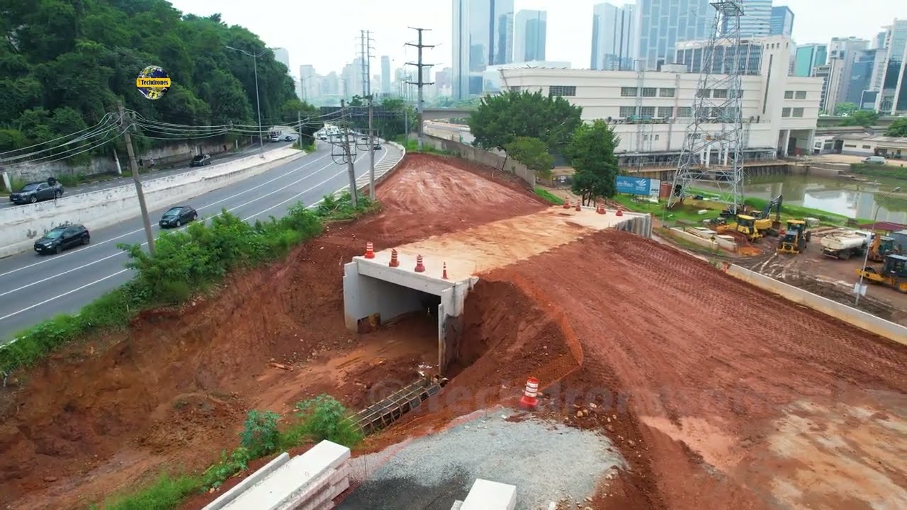 OBRAS DESVIO DA PISTA EXPRESSA MARGINAL PINHEIROS O NOVO PROJETO DA JHSF AO LADO DA USINA SP