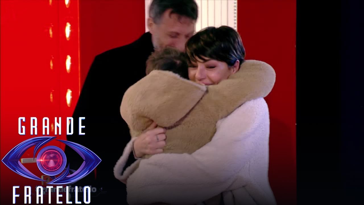 Grande Fratello -  Ilaria Galassi abbandona il gioco