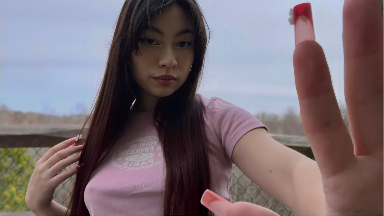 ASMR Outside | Hand Movements, Dry Hand Sounds, Nail Tapping (No Talking)