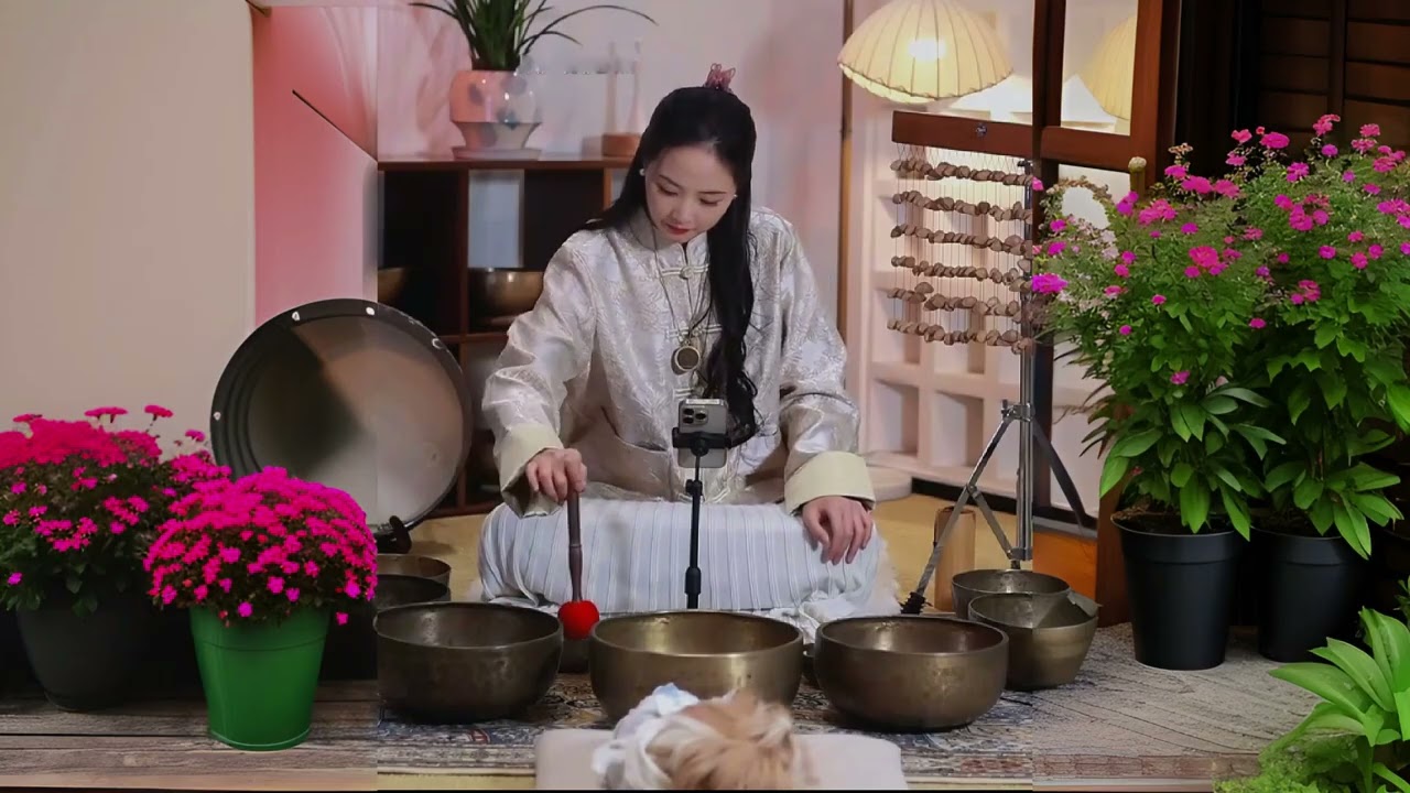 Relaxing Music to Calm Your Mind Before Bed (Singing Bowls)