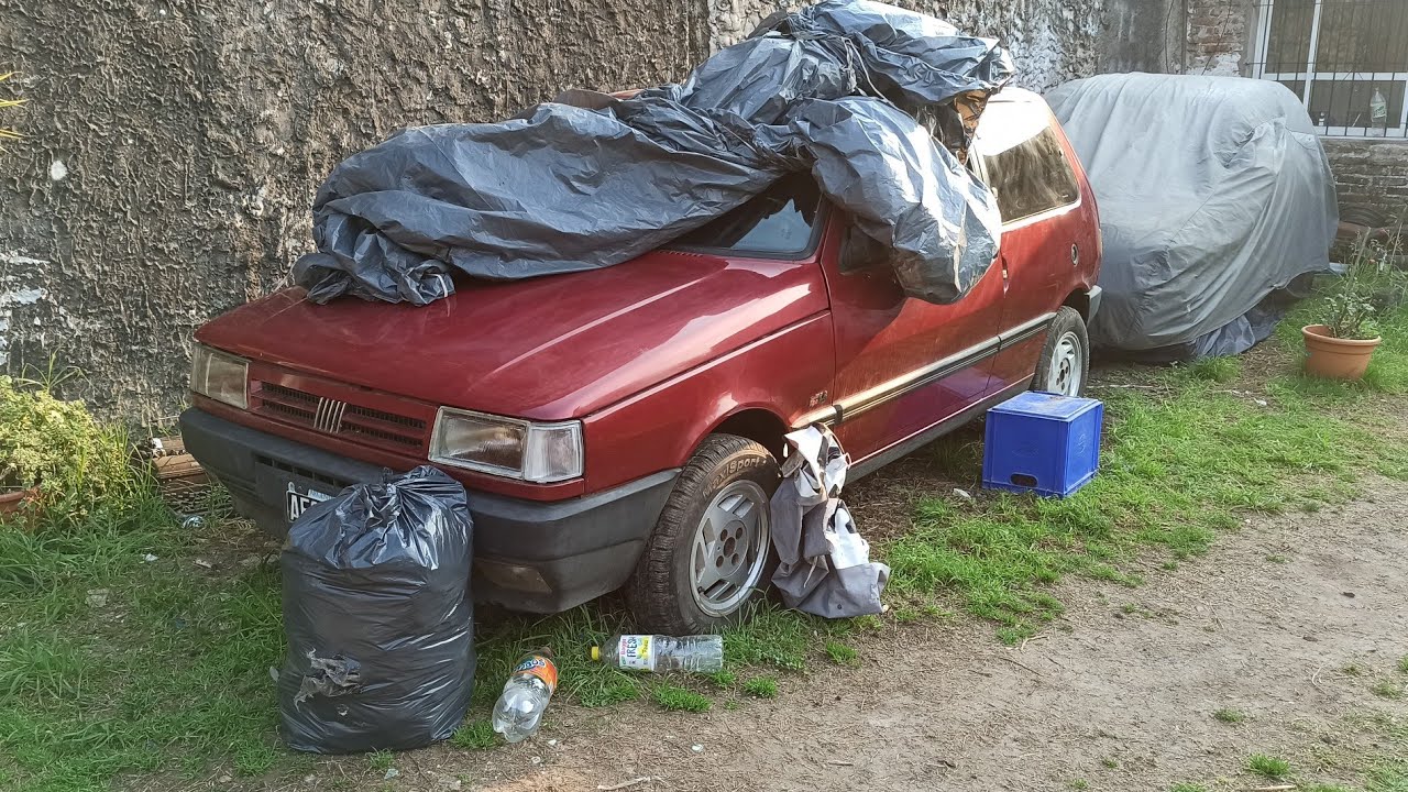 FIAT UNO SCR ABANDONADO ( PARTE 1 )