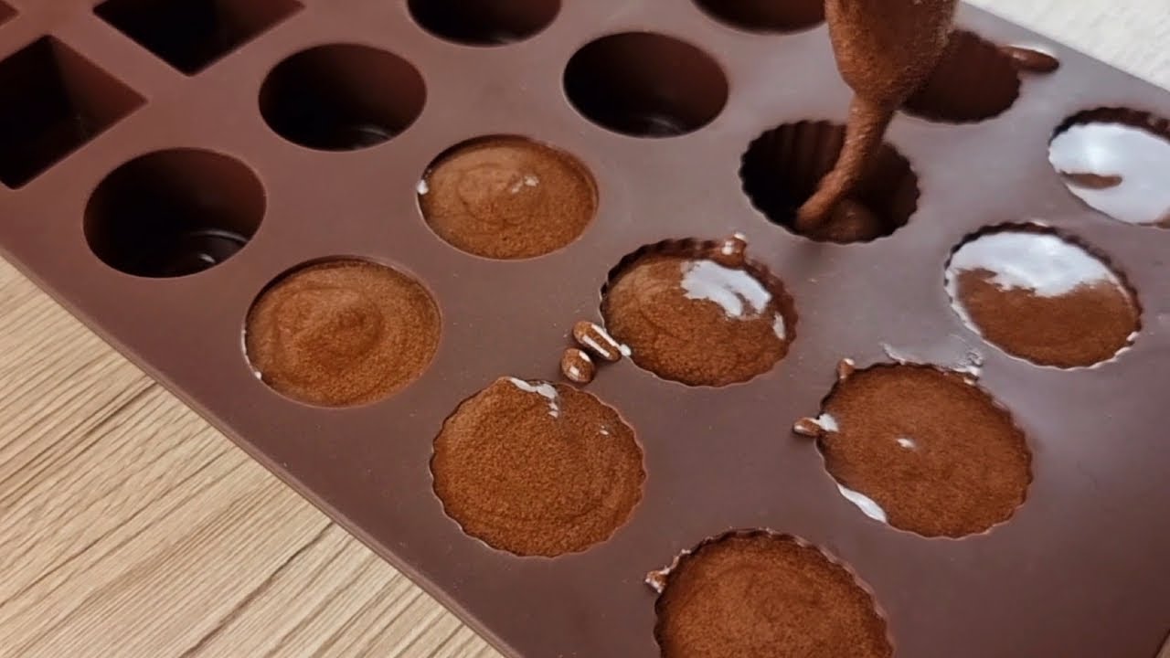 У вас есть кокосовое масло и какао? Приготовьте этот шоколадный десерт всего из 4 ингредиентов.