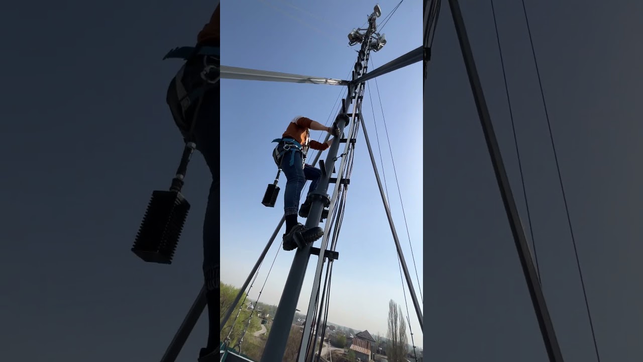 Меняем передатчик на базовой станции 📡 Погнали 🚀 #mobileinternet #вышка #celltower