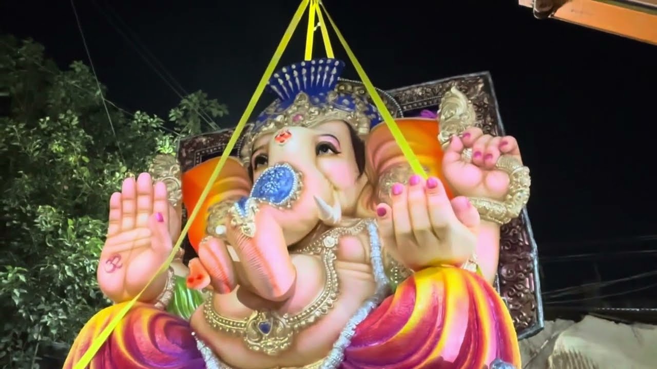 TRANSPORTING GANESH FROM DHOOLPET TO BENGULURU 2025 #ganesh #youtubevideo #viralvideo #tranding#vara