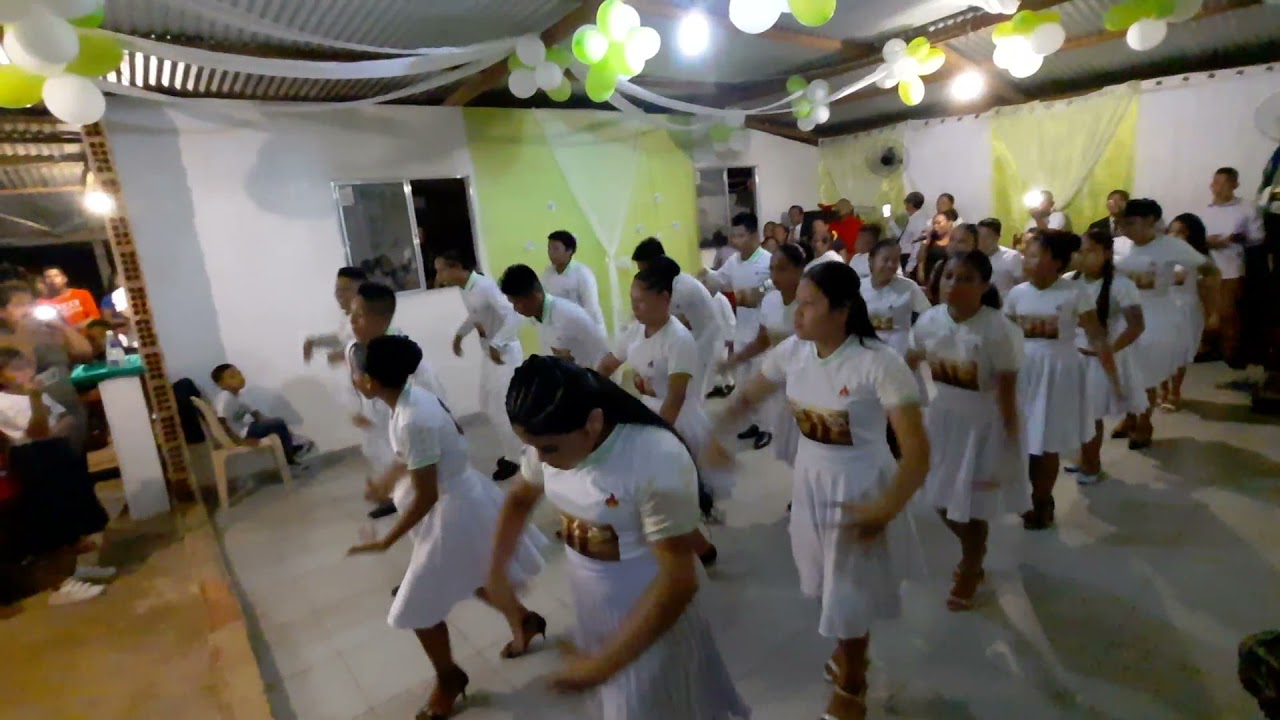 Grande Festa de agradecimento de Deus ( A presentação do grupo Porta do Milagre de Deus 🔥)