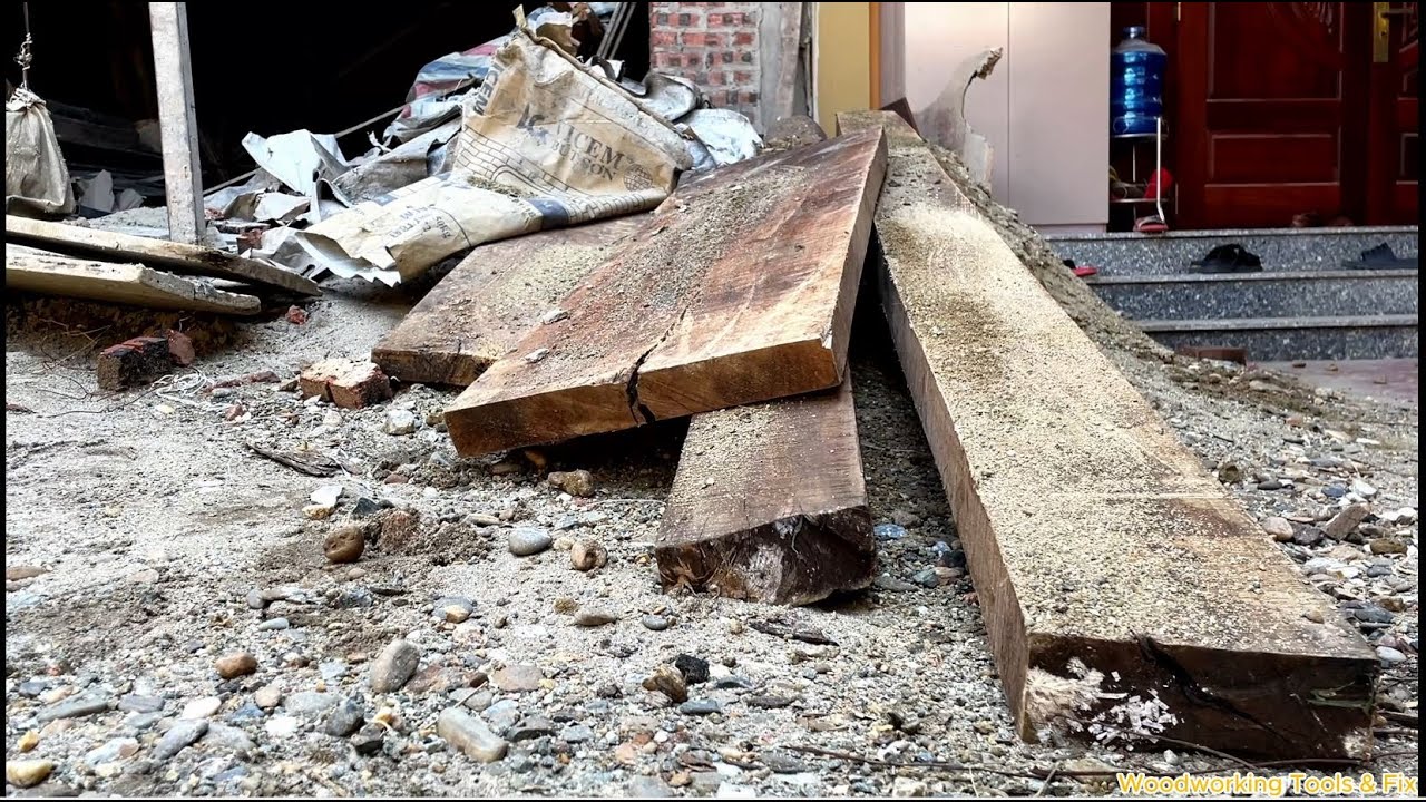 Wood Crafts: Crafting a Relaxing Chair from Builder's Construction Site Scraps - Woodworking FIX