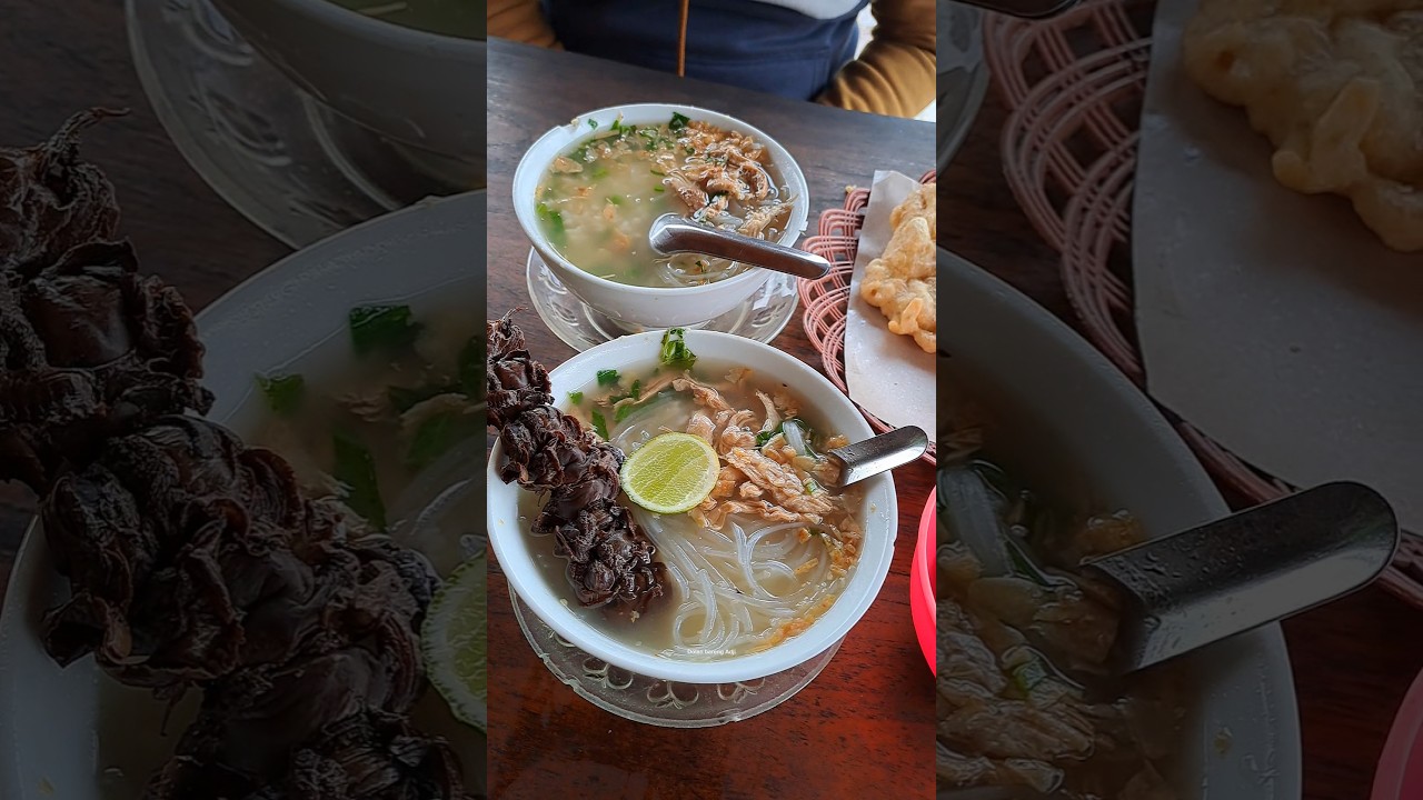 SOTO AYAM.KAMPUNG PINGGIR SAWAH NGALIYAN