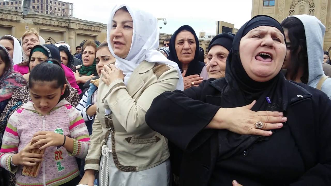 Təzə pir məscidində Aşura günü