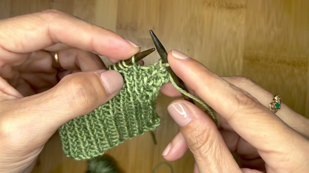 Starry Night Cowl: Twisted Alternating Cable Bind Off Tutorial