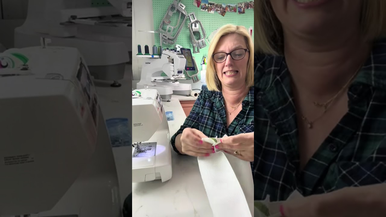 2 vinyl placemats turned into an adorable summer tote! 