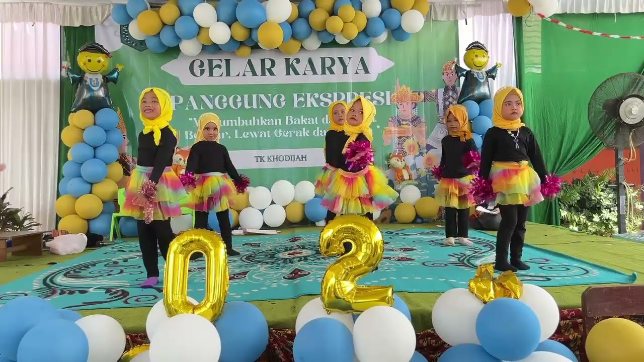 [GEBYAR 2025] Tari Goyang Morena - Kelompok A