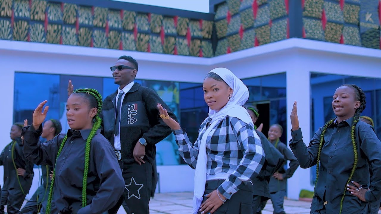 Nazeer H Maitamfa - TARAYYA (Official Video Song 2024) Asiya Muhammad