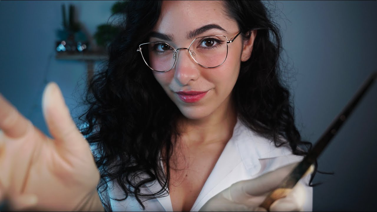ASMR Examining & Cleaning Your Ears 💤