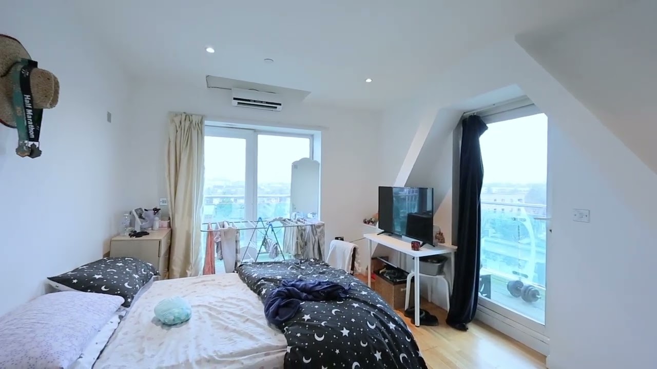 3-4 bedroom apartment for Sale in Uxbridge Road, Ealing, W5 | Benham & Reeves