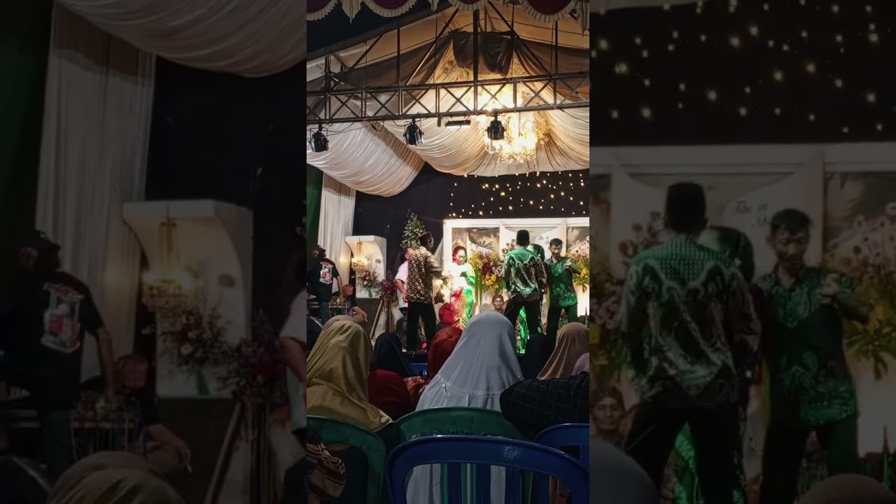 Hiburan di kondangan 