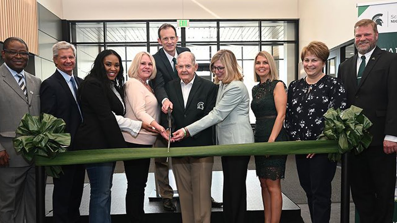 Ribbon Cutting Ceremony - School of Packaging