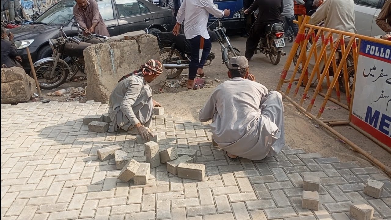Old City Area street construction with Blocks17/2/2026