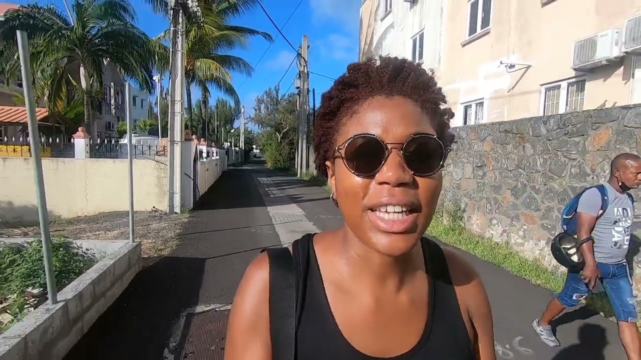 Walking tour of Pereybere, Mauritius: Le Kato Bay to Pereybere beach