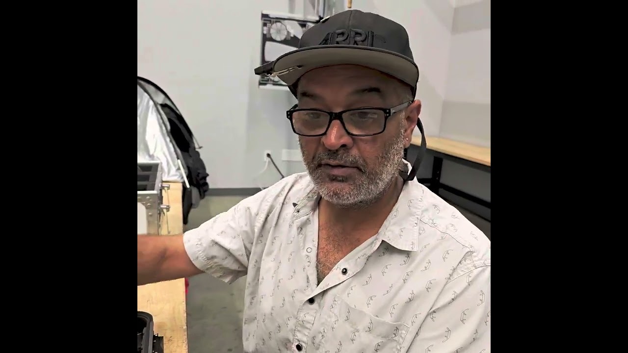 Loading a 435 Magazine