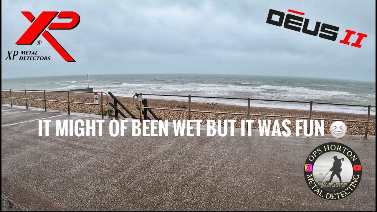 187. Metal Detecting along a shingle Beach in East Sussex with the XP Deus 2