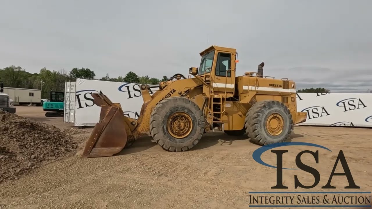 28854 - Dresser 560C Loader Will Be Sold At Auction!