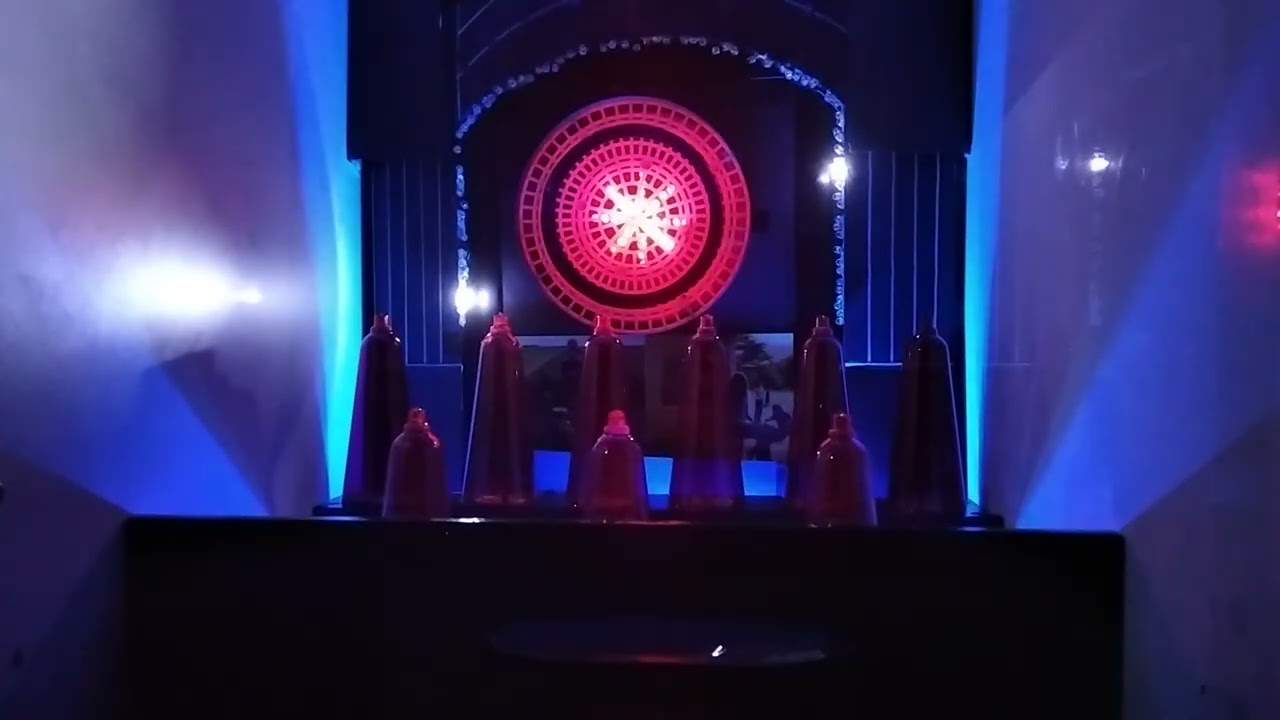 Pink Floyd - The Grand Vizier's Garden Party, Part 1: Entrance