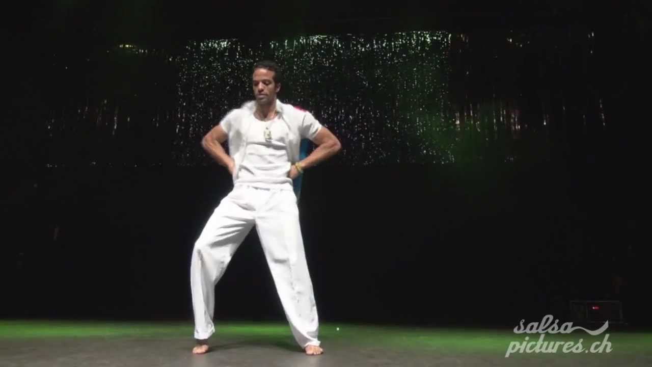 Maykel Fonts @ Salsa Christmas Gala by Malo Entertainment