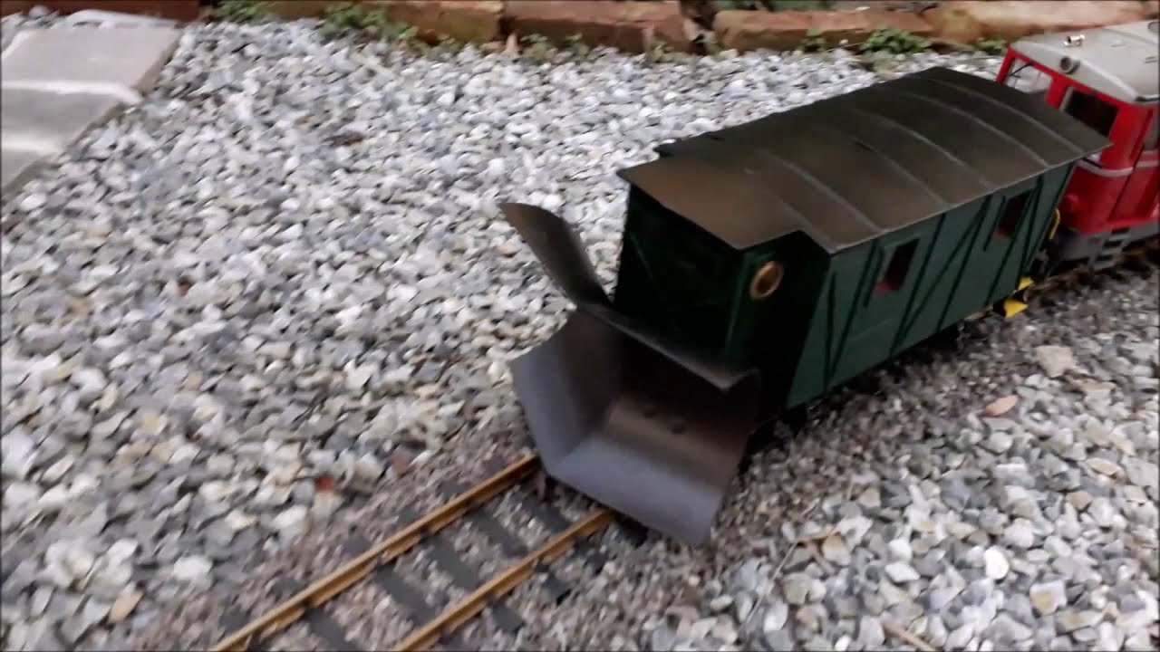 Gartenbahn LGB Schneepflug Eigenbau LGB Snowplow Home build Garden railway