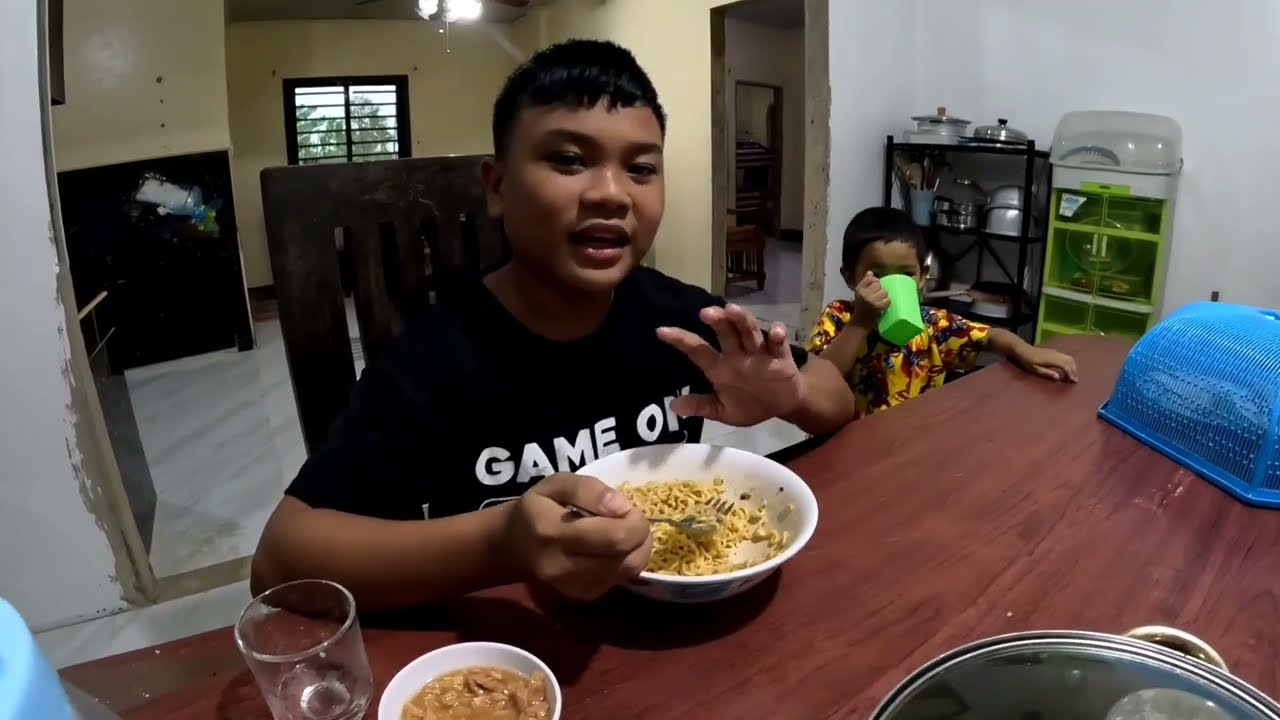 MORE EGGS 🥚FROM OUR CHICKEN 