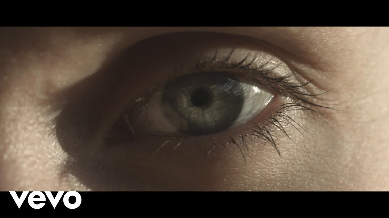 Wedding Crashers - Nighttime No Man's Land