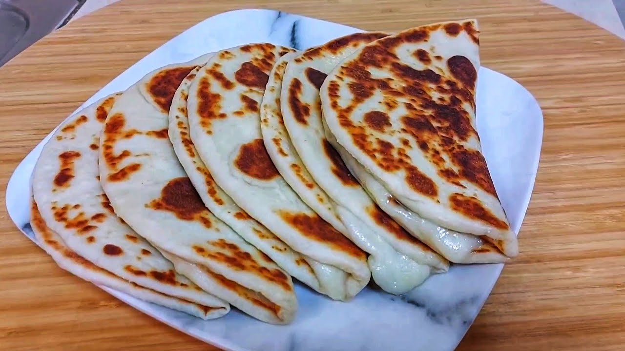 No Oven Cheese Manakish Recipe #food #manakish #mankeesh #cheese