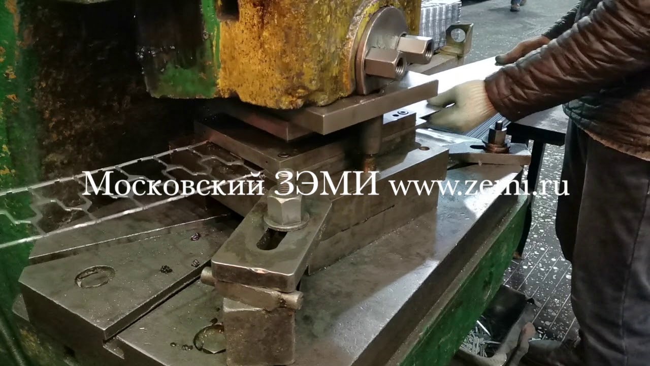 Держатель шин заземления К-188