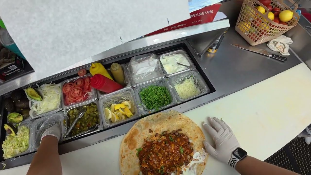 POV Preparando Muchos Burritos!
