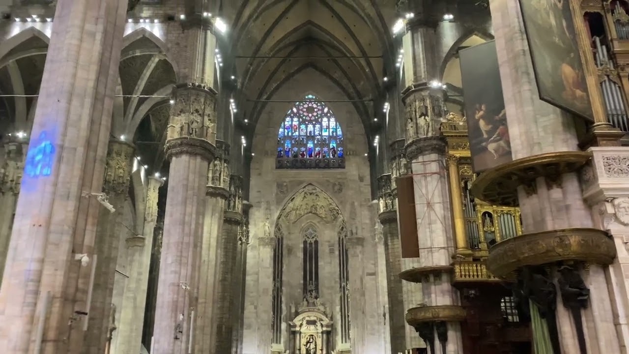 Milan Cathedral in Italy.  organ performance, 밀란 대성당, 파이프 오르간 연주