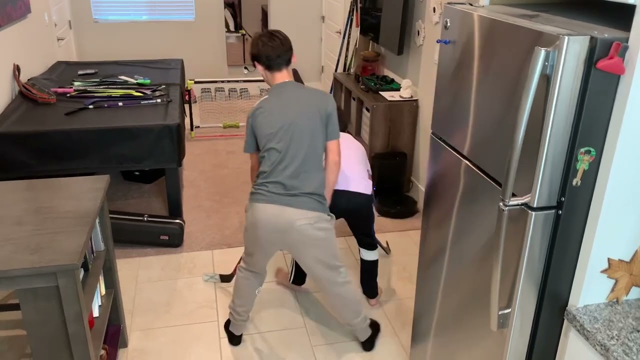 RZ Knee Hockey Title