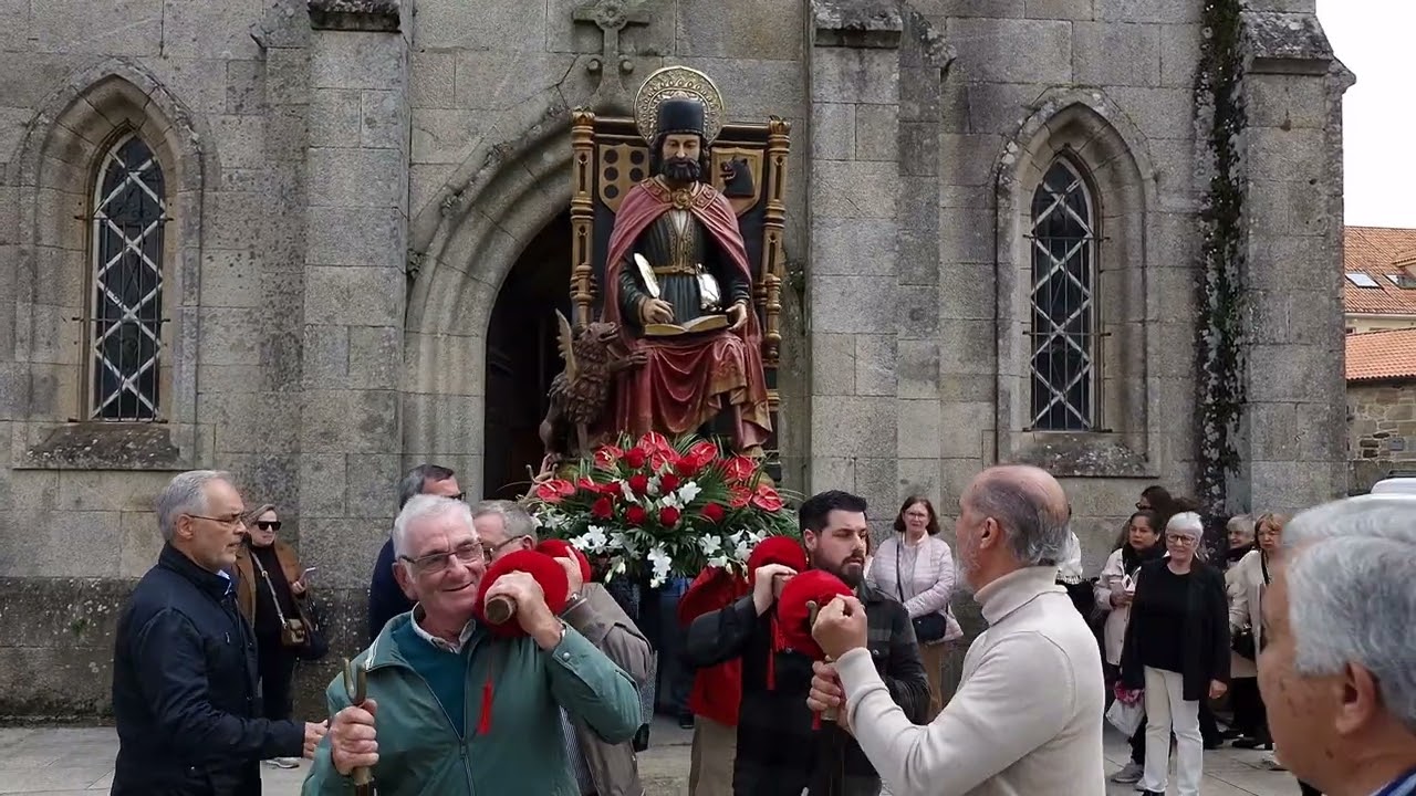 Procesión día de San Marcos en Corcubión 2025