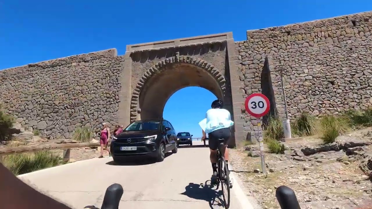 Cycling in Mallorca: the climb Coll del Reis from Sa Calobra (BH Bikes)