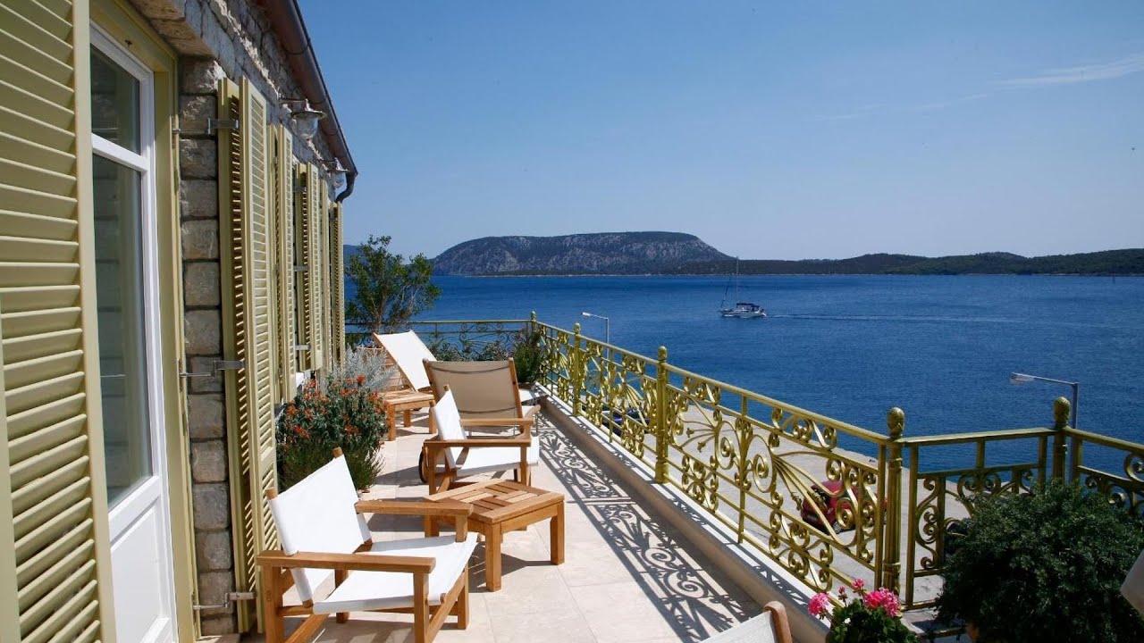 mourayio | Ermioni, Greece | Hotel Review 🏨