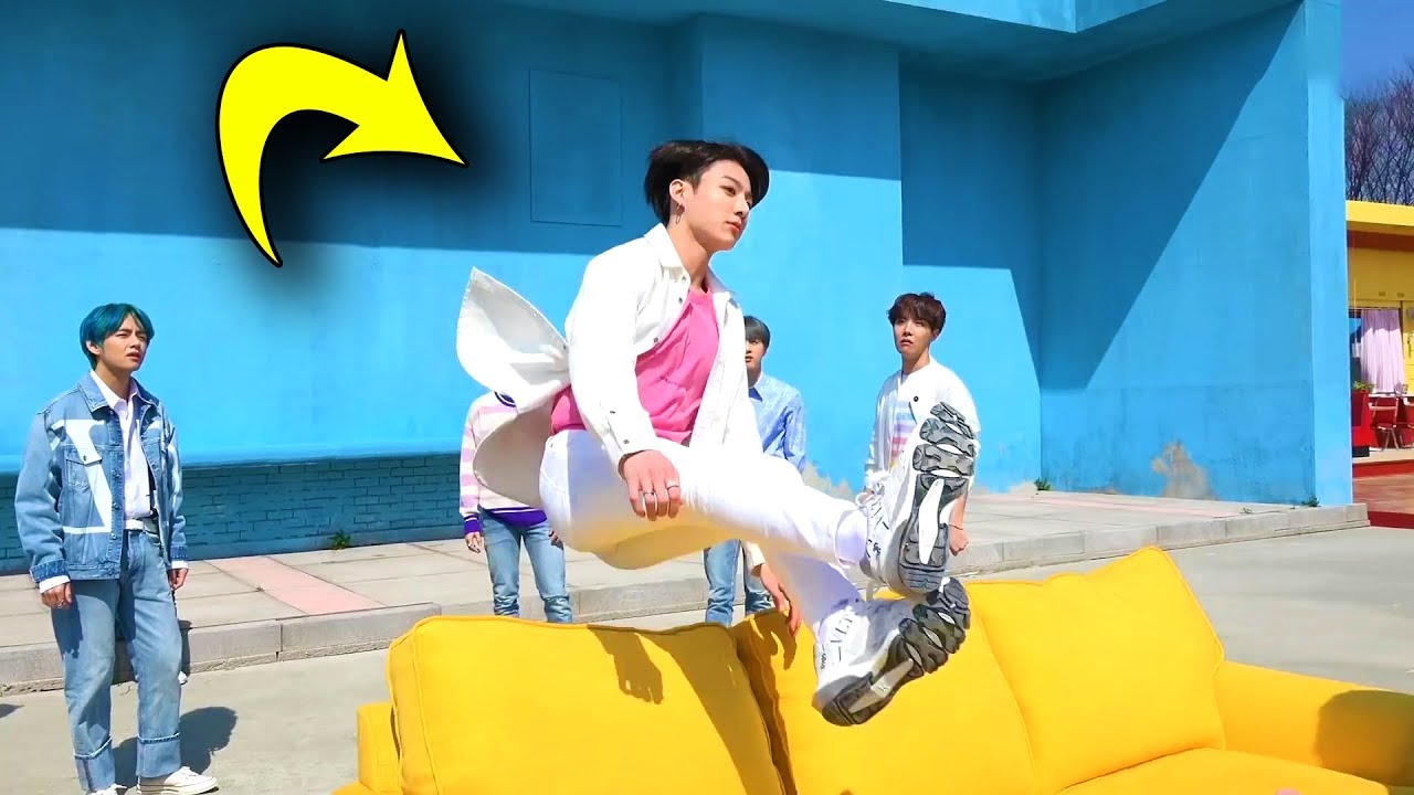 BTS Jungkook makes his hyungs laugh!