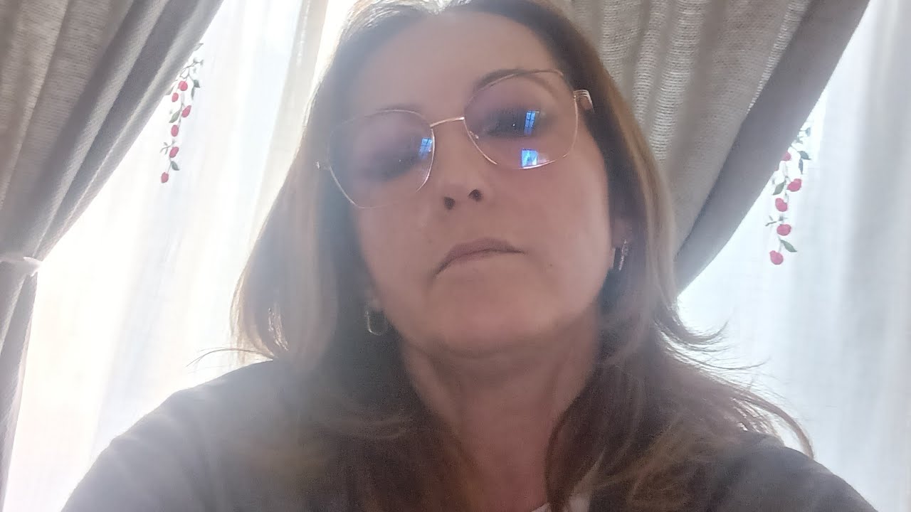 CÓMO COMBINAR SOMBRA DE OJOS PARA QUITARNOS AÑO