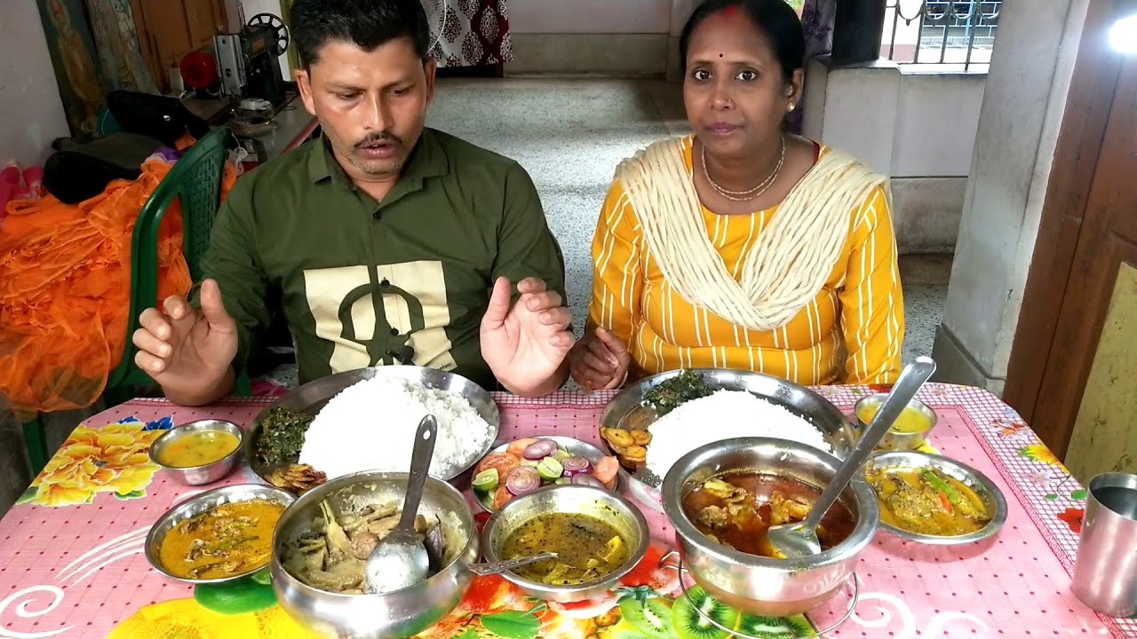 Hat Jhere Khai Bole Eto Problem ? Swami - Stree Eksathe Lunch | Rice | Mutton | Tangra Mach | Shukto
