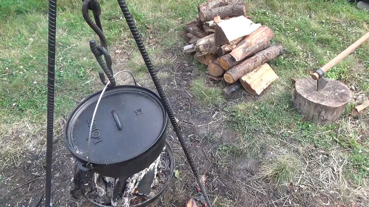 Как сделать костровую треногу для приготовления пищи на природе и подъемник для крышки для голлан...