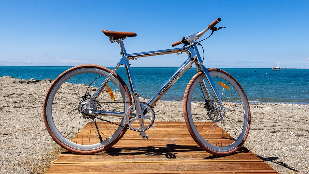 This bike helps me travel the world: Vanpowers City Venture