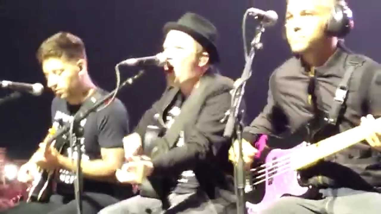 Fall Out Boy- Immortals -Live 3 Arena, Dublin, 1/10/15