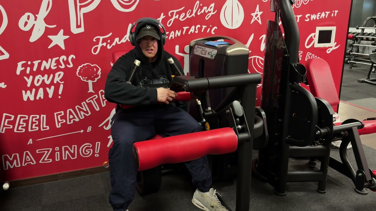 Day 28 on the cut | Leg day had me shaking like an OF model 