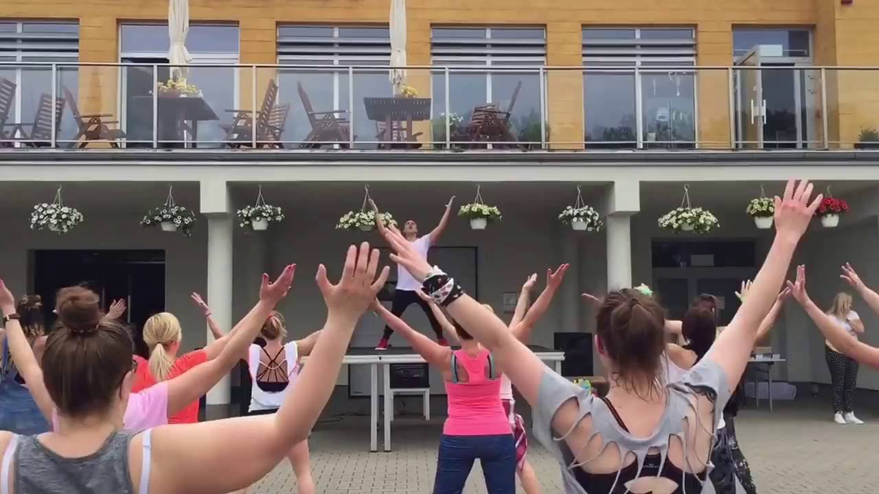 OLA - Olatunji / Salsation® Choreography Harry Beto