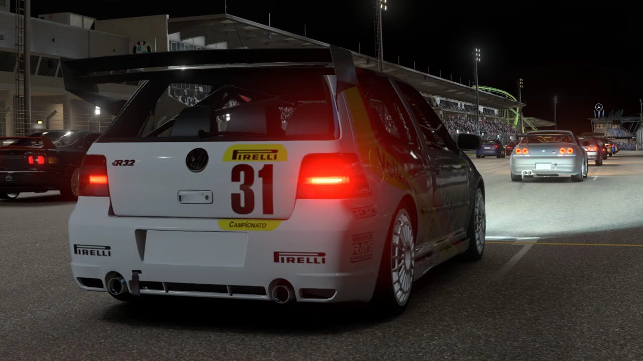 VW Golf R32's Epic B Class Takeover At Nürburgring Nordschleife! (Forza Motorsport)
