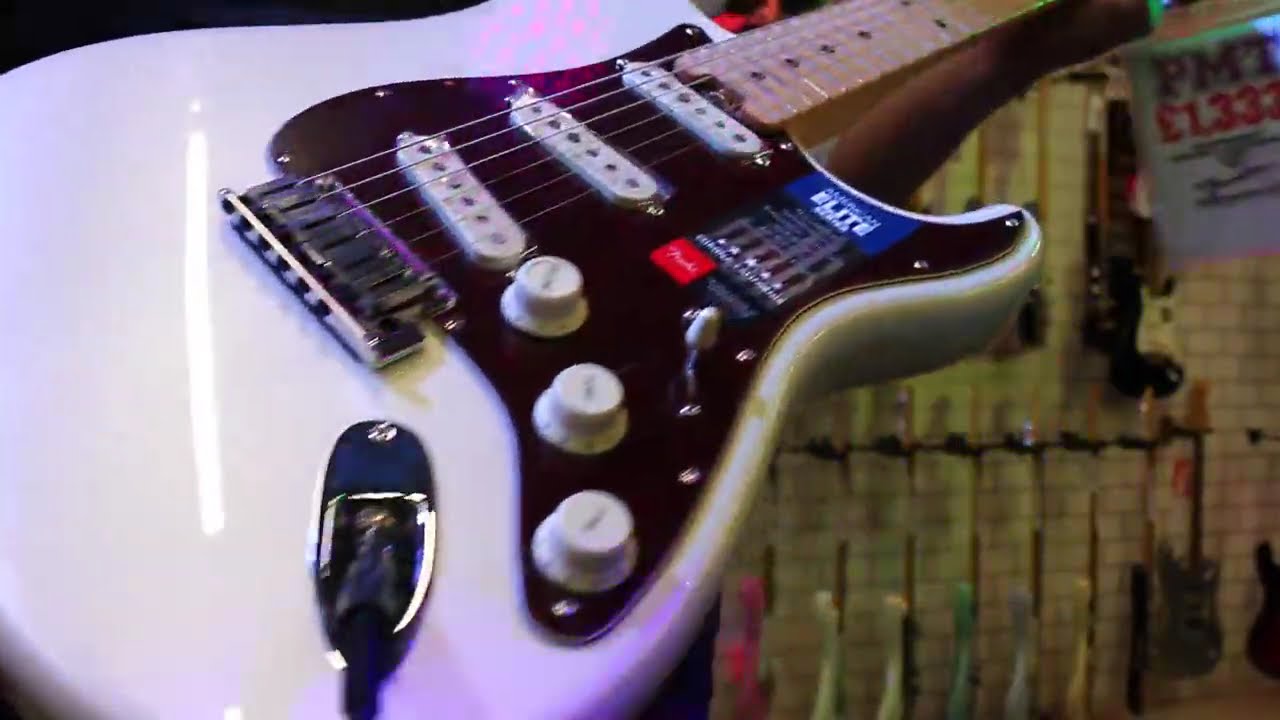 Fender American Elite Stratocaster in Olympic Pearl White