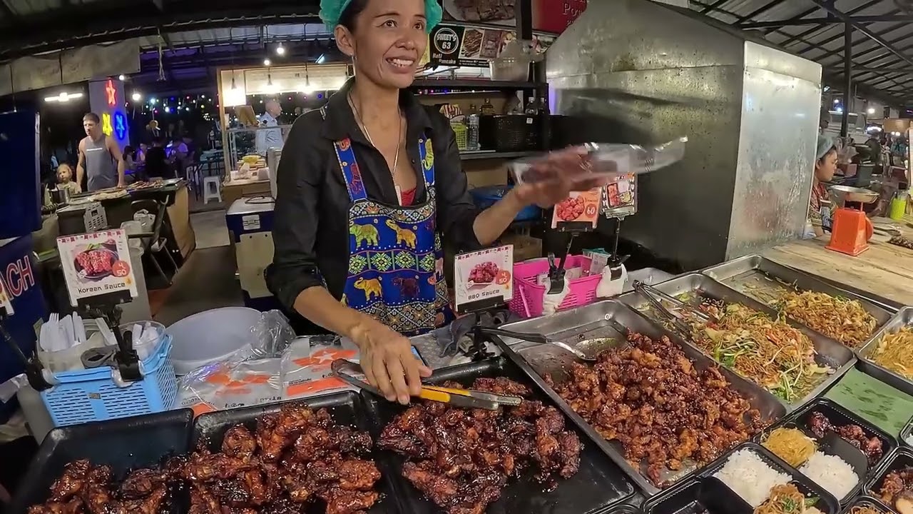 🌙🍴 Explore Jomtien Night Market: A Feast for the Senses! 🎉